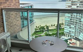 Estanconfor Santos Vista Mar AC garagem arrumação andar bem alto